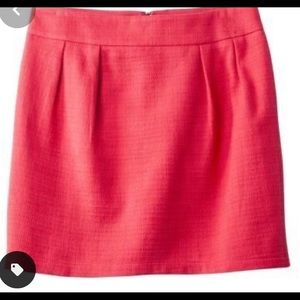 Red tweed mini skirt! Zipper back!